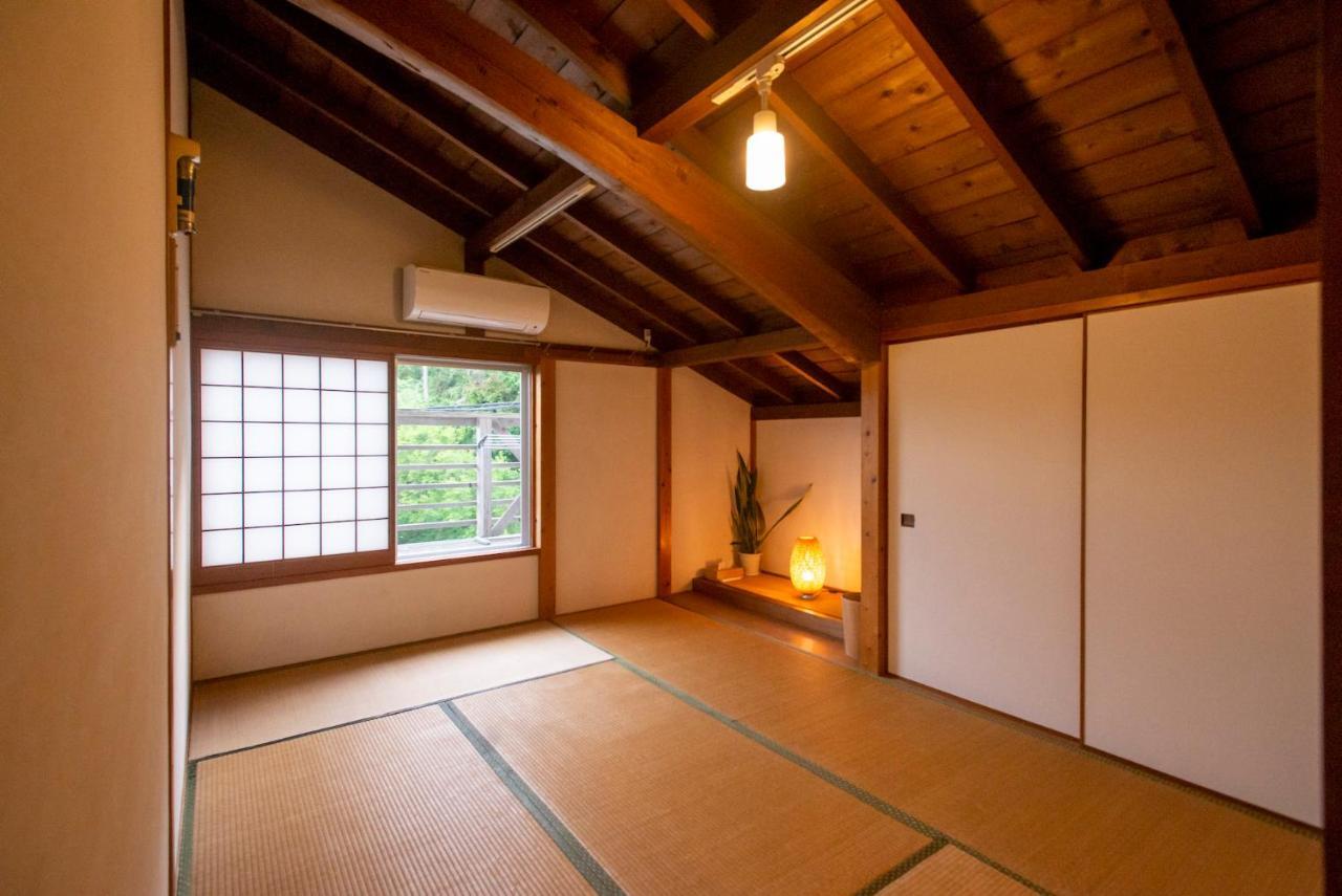 Ferienhaus Shobuzawa Log Kawazu